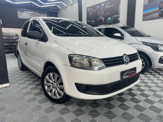 VOLKSWAGEN FOX 1.0 MI 8V FLEX 4P MANUAL VOLKSWAGEN FOX 1.0 MI 8V FLEX 4P MANUAL